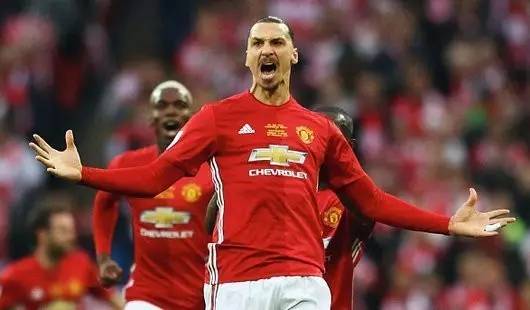 那不勒斯总监：我们相信拉法-马林的潜力；他曾接近加盟黄潜.